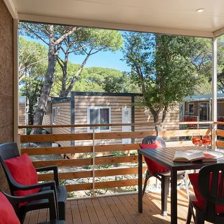 Campingplatz Il Capannino Glamping Village 2*